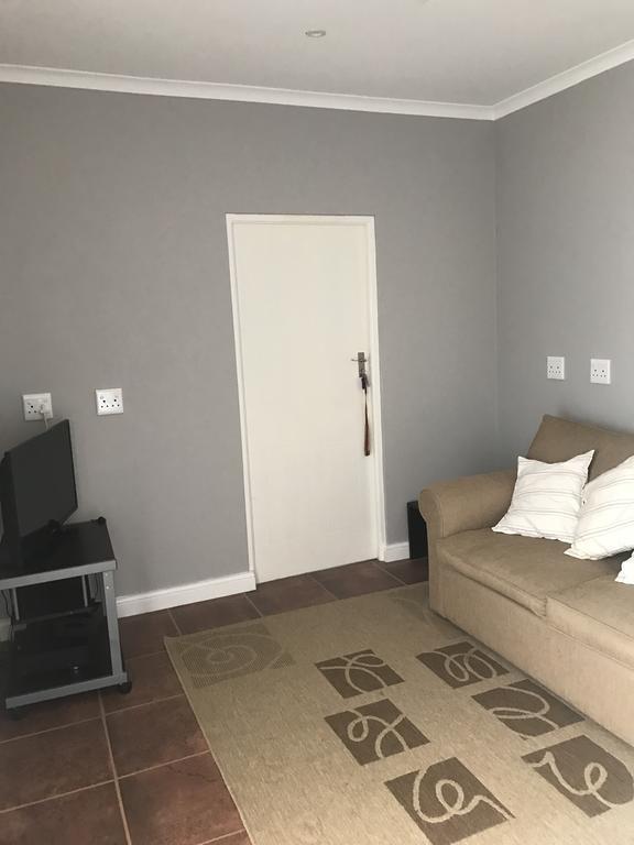 דירות סטיל ביי Waterryk Eco Guest Farm מראה חיצוני תמונה